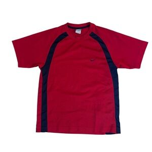 Vintage Y2K Nike Red and Navy Athletic Tee